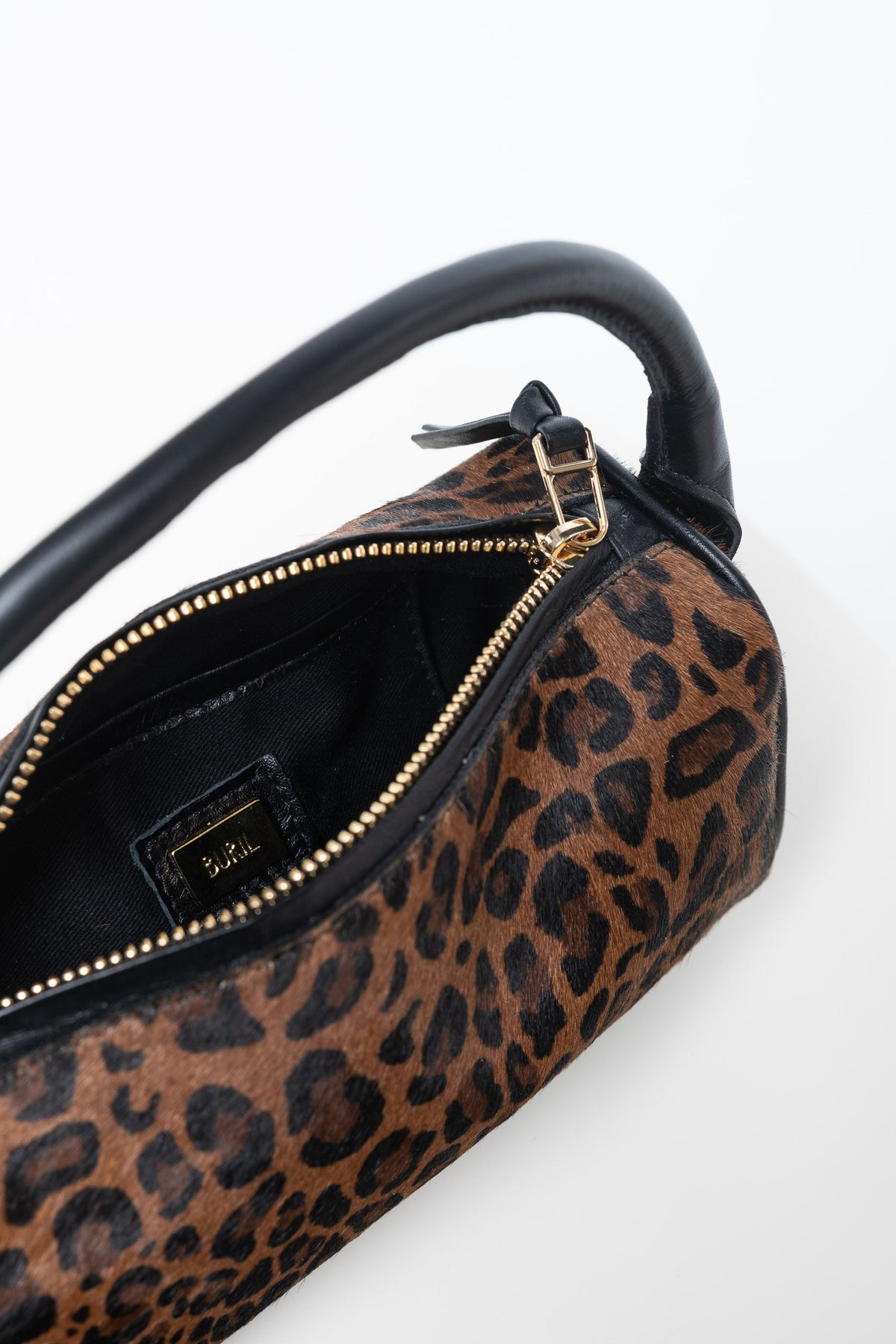 Vivi Leopardo
